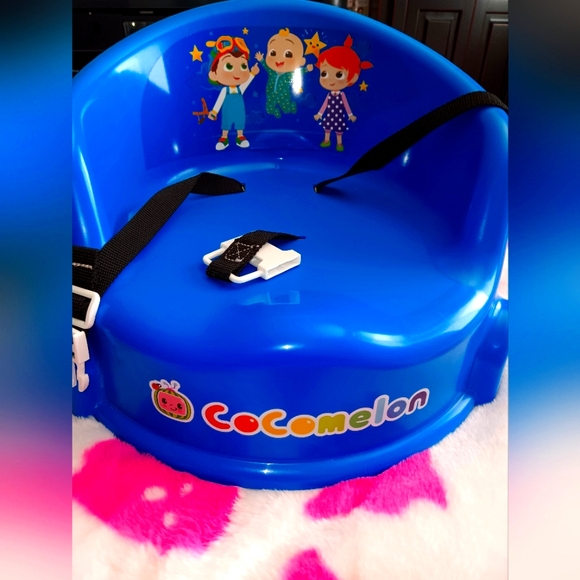 Cocomelon booster seat - Picture 1 of 1
